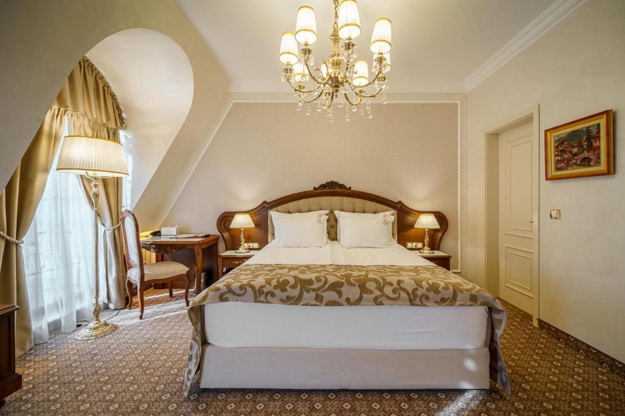 Residence City Garden - Certificate Of Excellence Top 10 Best Five-Stars City Hotels For 2024 Awarded By Htif Plovdiv Kültér fotó