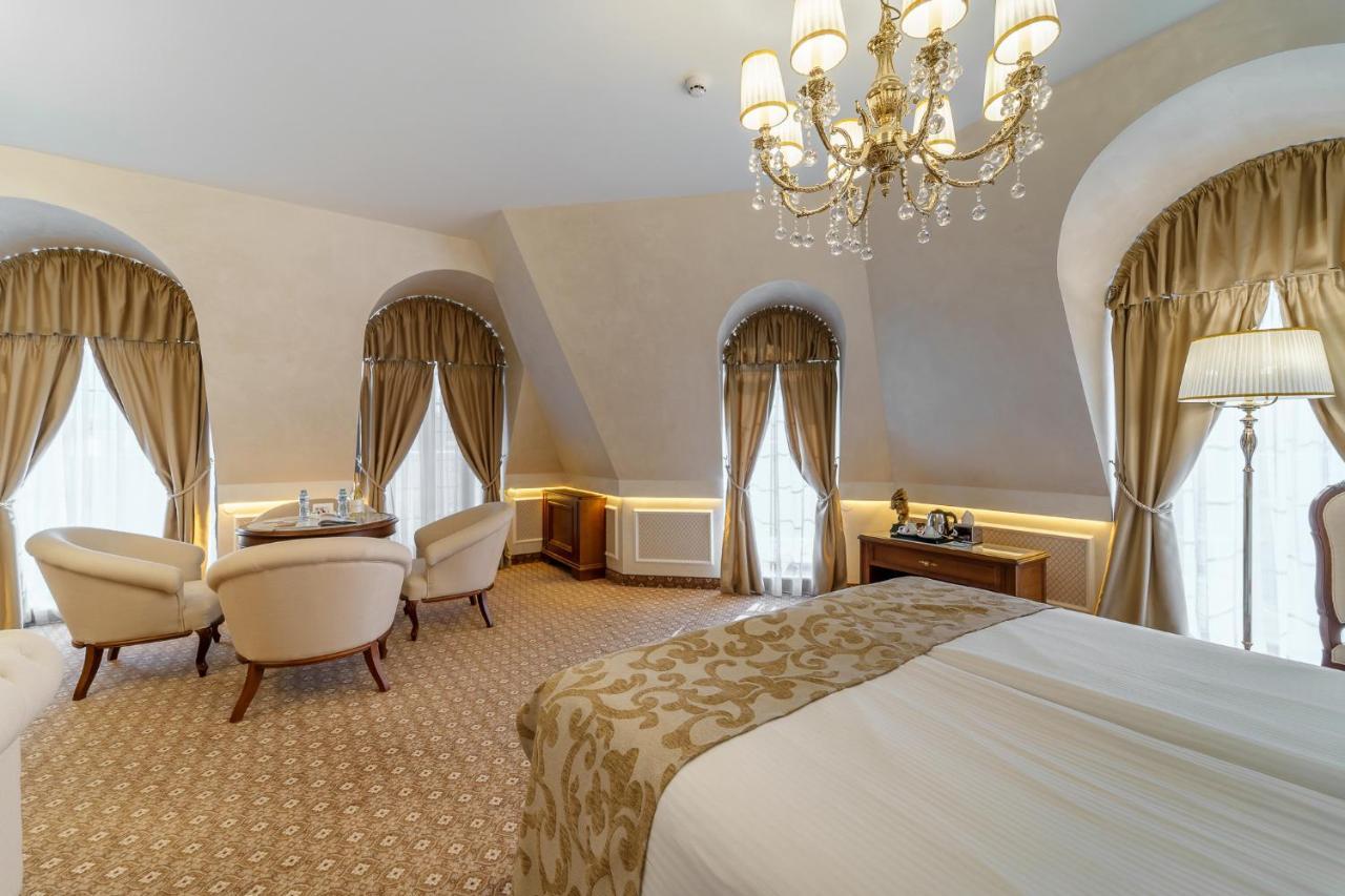 Residence City Garden - Certificate Of Excellence Top 10 Best Five-Stars City Hotels For 2024 Awarded By Htif Plovdiv Kültér fotó
