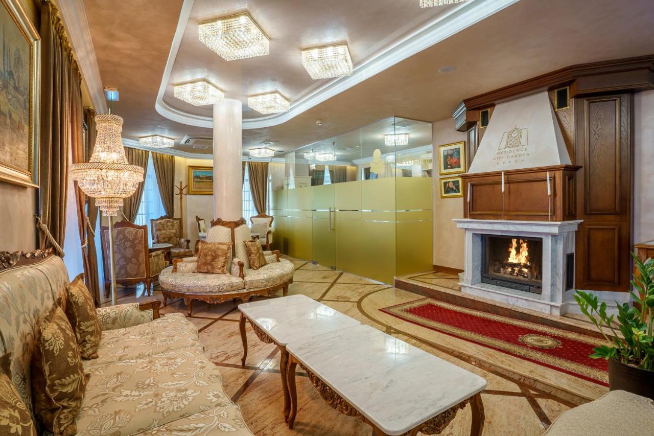 Residence City Garden - Certificate Of Excellence Top 10 Best Five-Stars City Hotels For 2024 Awarded By Htif Plovdiv Kültér fotó