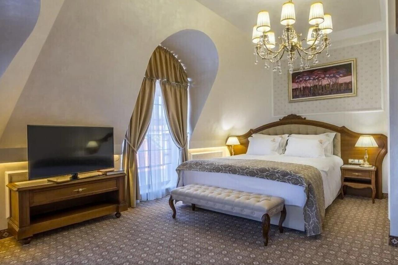 Residence City Garden - Certificate Of Excellence Top 10 Best Five-Stars City Hotels For 2024 Awarded By Htif Plovdiv Kültér fotó