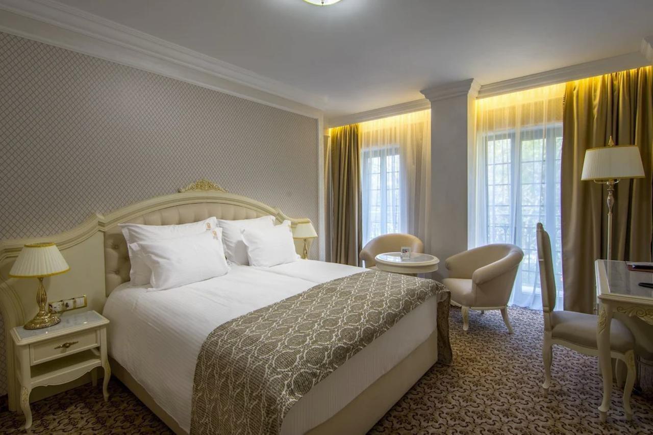 Residence City Garden - Certificate Of Excellence Top 10 Best Five-Stars City Hotels For 2024 Awarded By Htif Plovdiv Kültér fotó