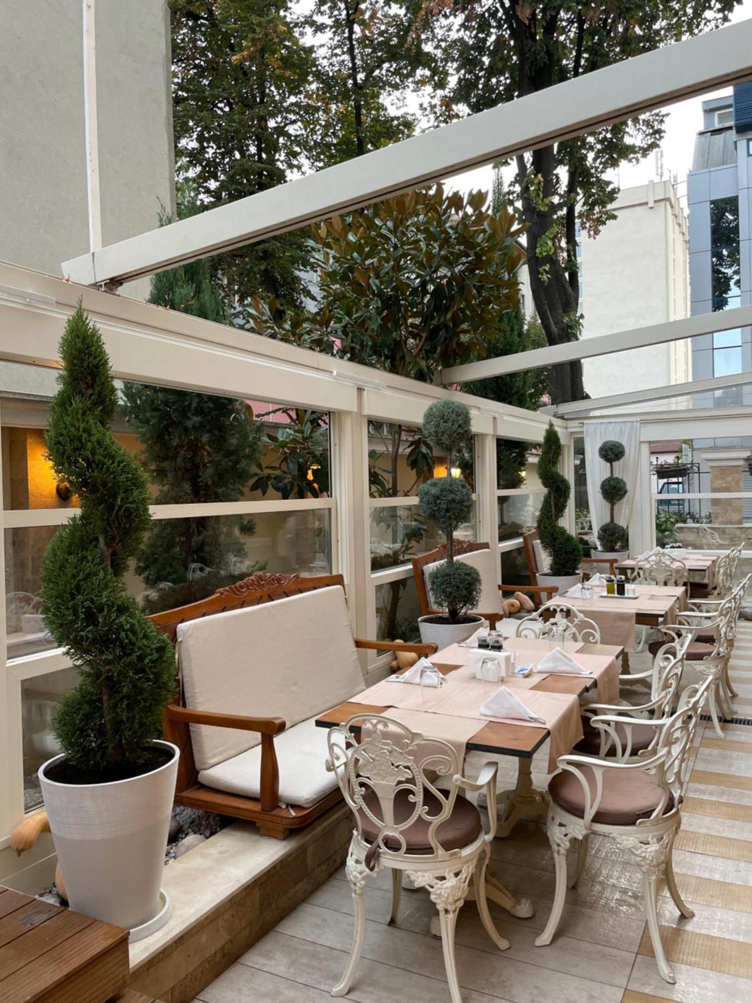 Residence City Garden - Certificate Of Excellence Top 10 Best Five-Stars City Hotels For 2024 Awarded By Htif Plovdiv Kültér fotó