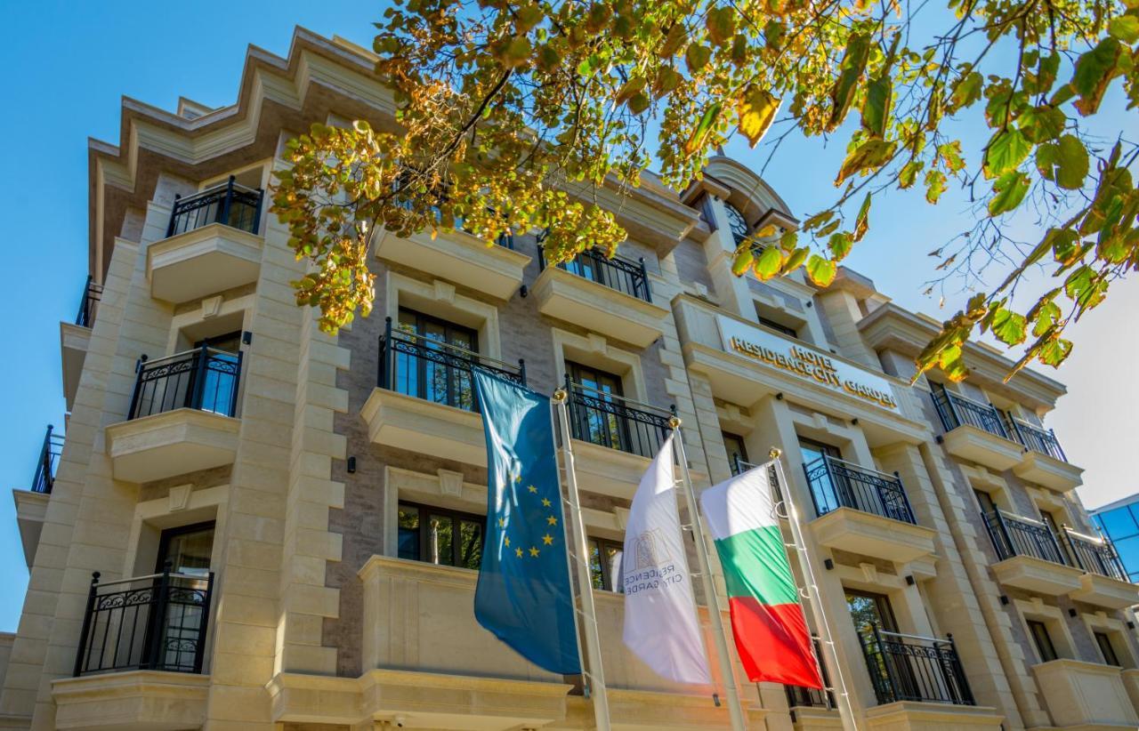 Residence City Garden - Certificate Of Excellence Top 10 Best Five-Stars City Hotels For 2024 Awarded By Htif Plovdiv Kültér fotó