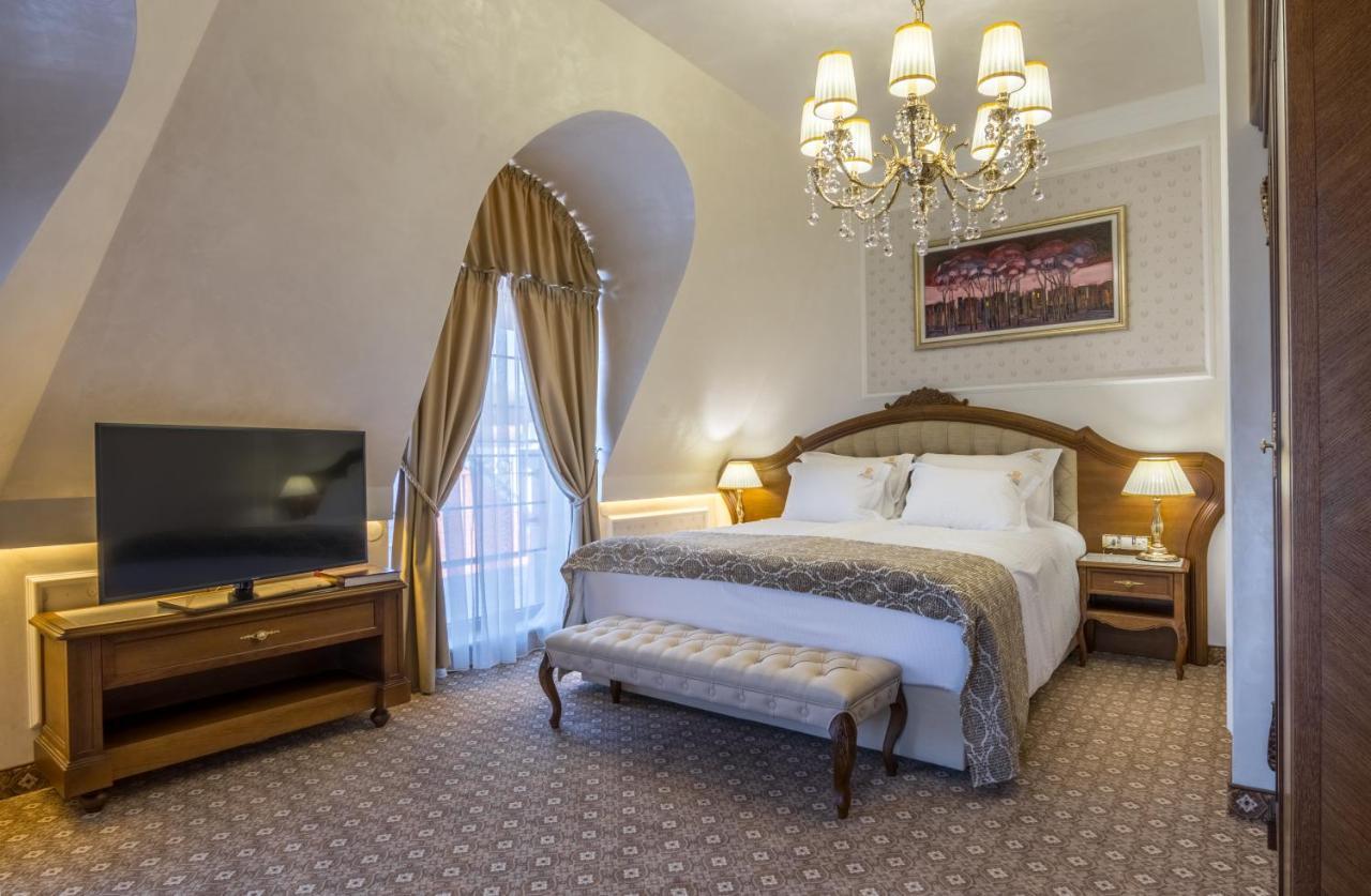 Residence City Garden - Certificate Of Excellence Top 10 Best Five-Stars City Hotels For 2024 Awarded By Htif Plovdiv Kültér fotó