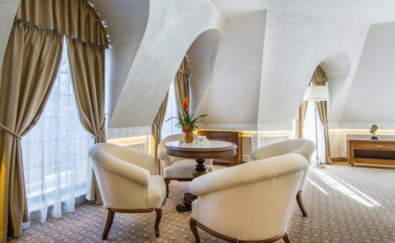 Residence City Garden - Certificate Of Excellence Top 10 Best Five-Stars City Hotels For 2024 Awarded By Htif Plovdiv Kültér fotó